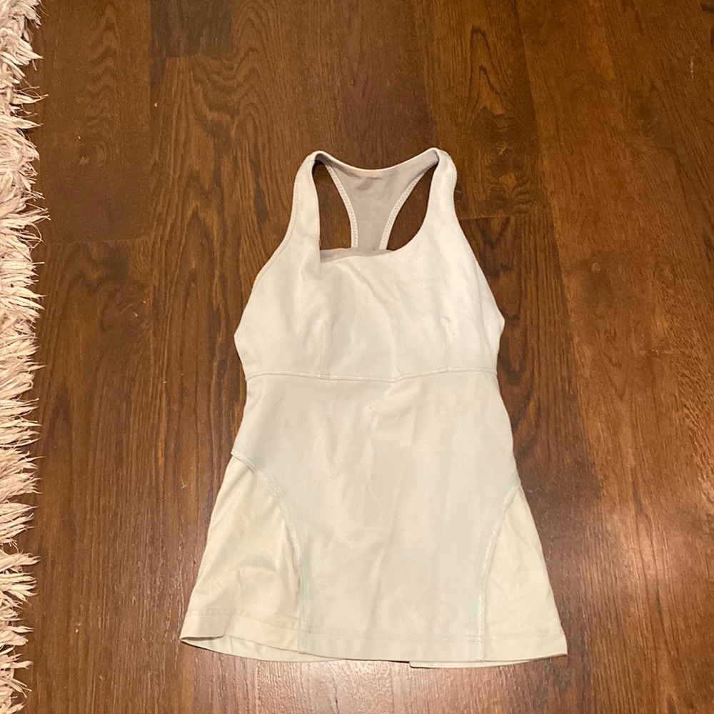 Lululemon tank top size 4 - Picture 1 of 3